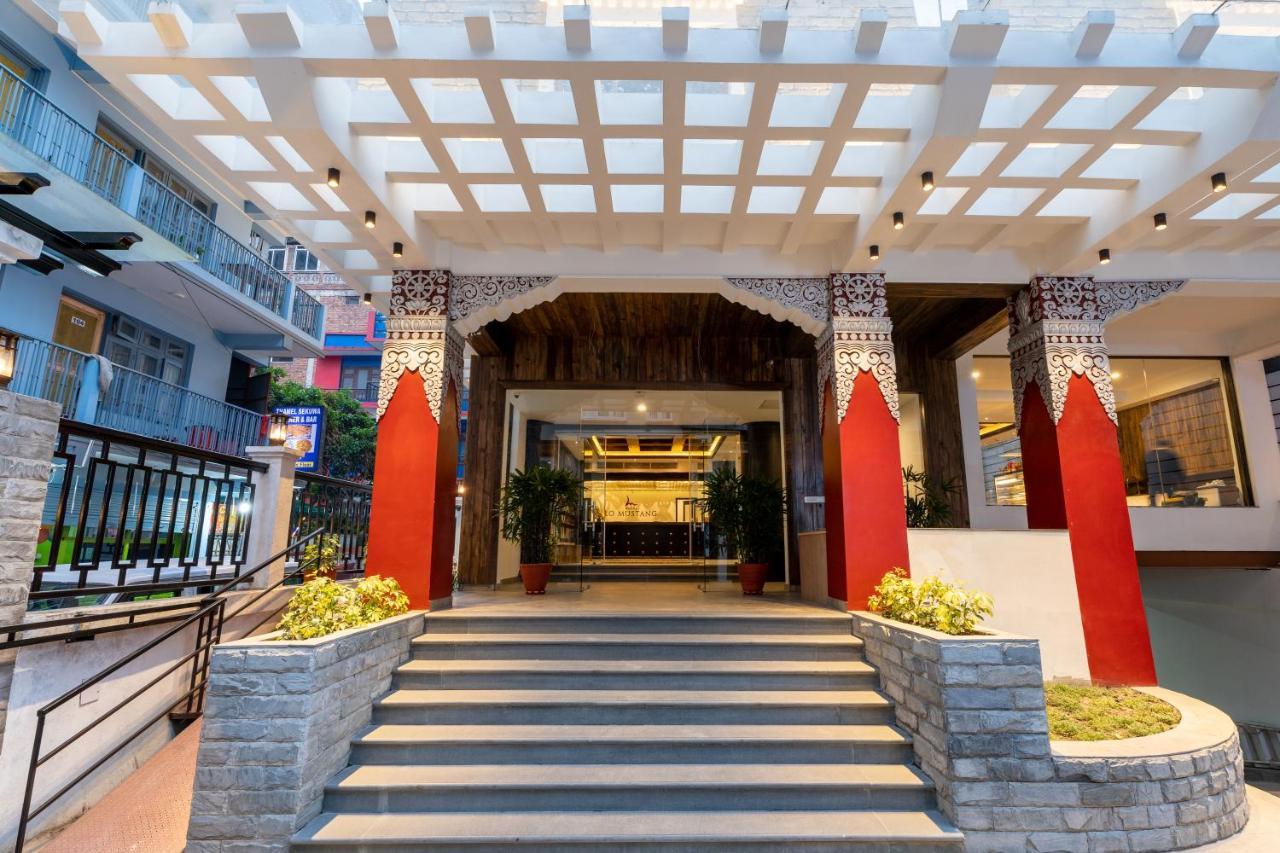 Hotel Lo Mustang Katmandú Exterior foto